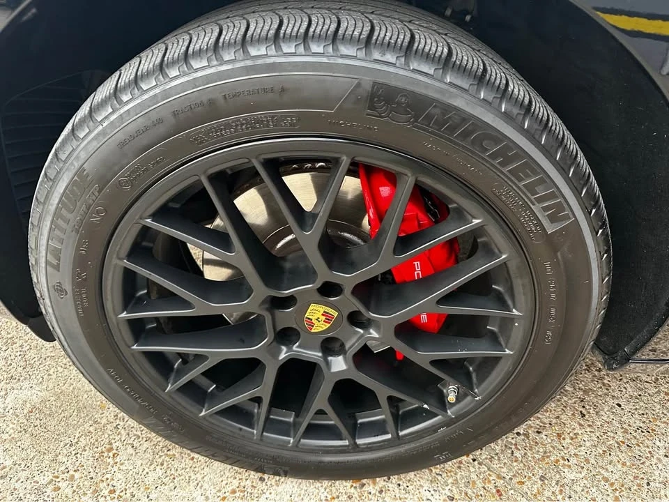 2017 Porsche Macan GTS - Image 9 of 16