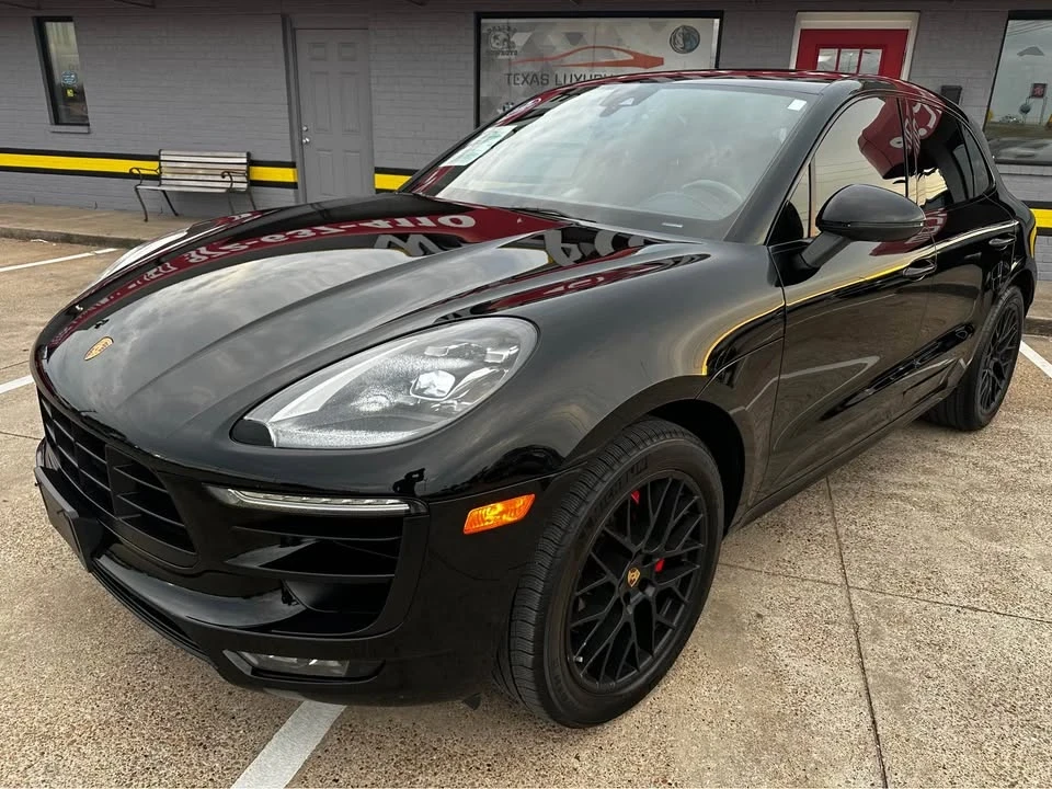 2017 Porsche Macan GTS - Image 2 of 16
