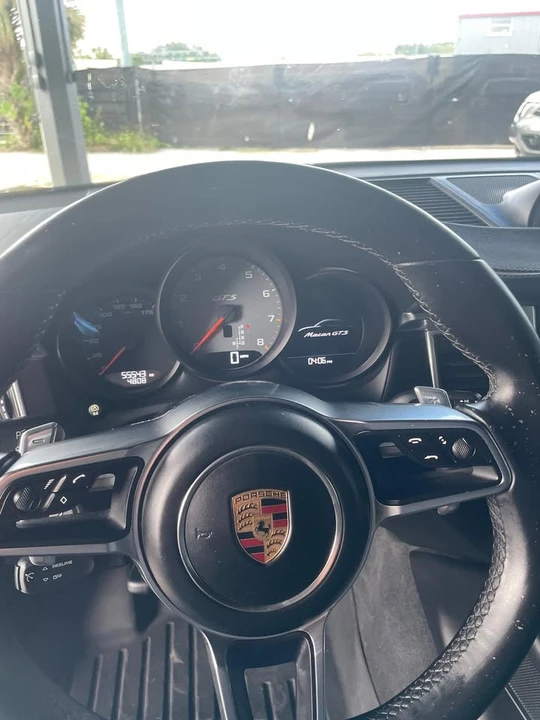 2017 Porsche Macan GTS - Image 7 of 14