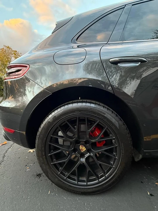 2017 Porsche Macan GTS - Image 8 of 20