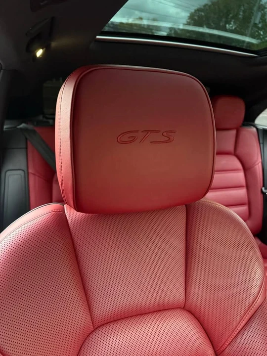 2017 Porsche Macan GTS - Image 15 of 20