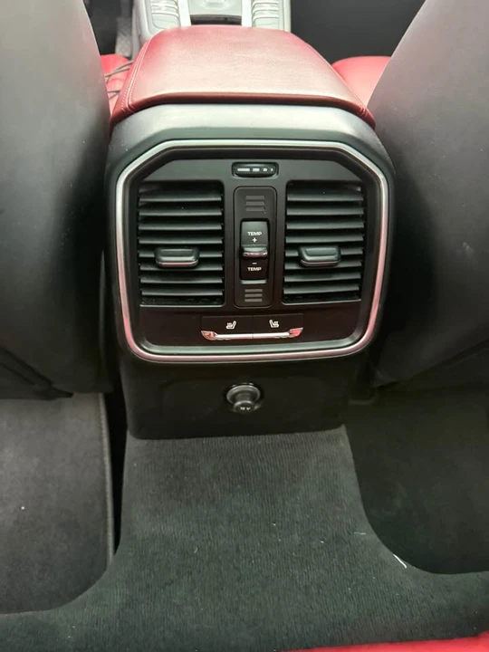 2017 Porsche Macan GTS - Image 15 of 17