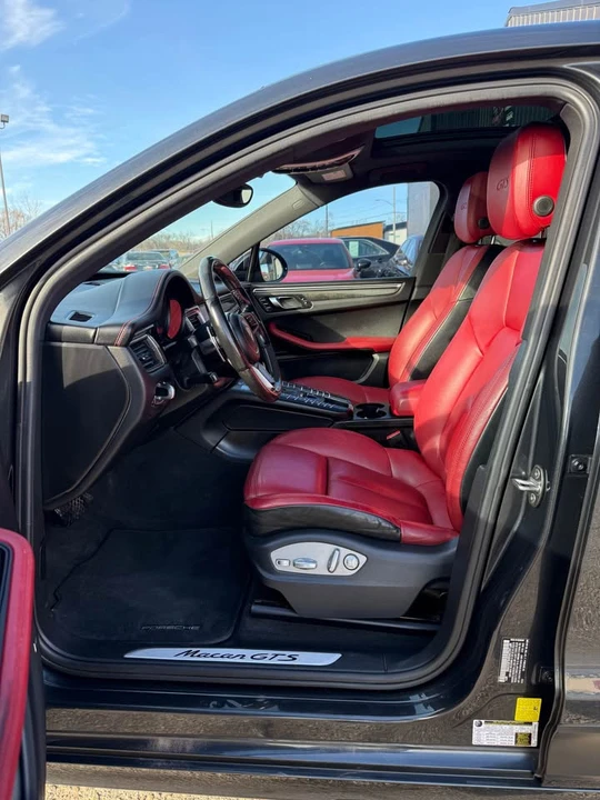 2017 Porsche Macan GTS - Image 14 of 20