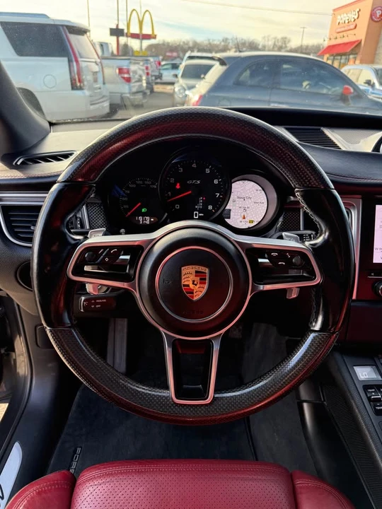 2017 Porsche Macan GTS - Image 16 of 20