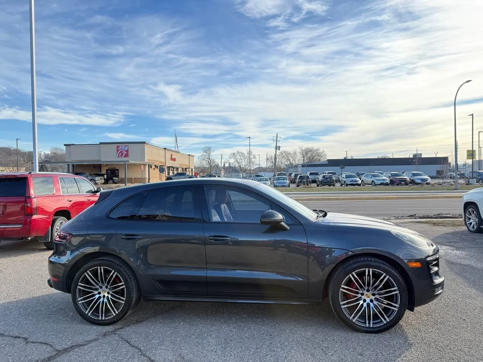 2017 Porsche Macan GTS - Image 7 of 20