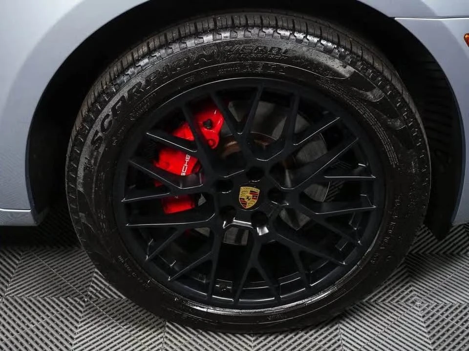 2017 Porsche Macan GTS - Image 11 of 11