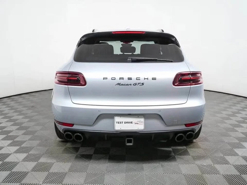2017 Porsche Macan GTS - Image 10 of 11