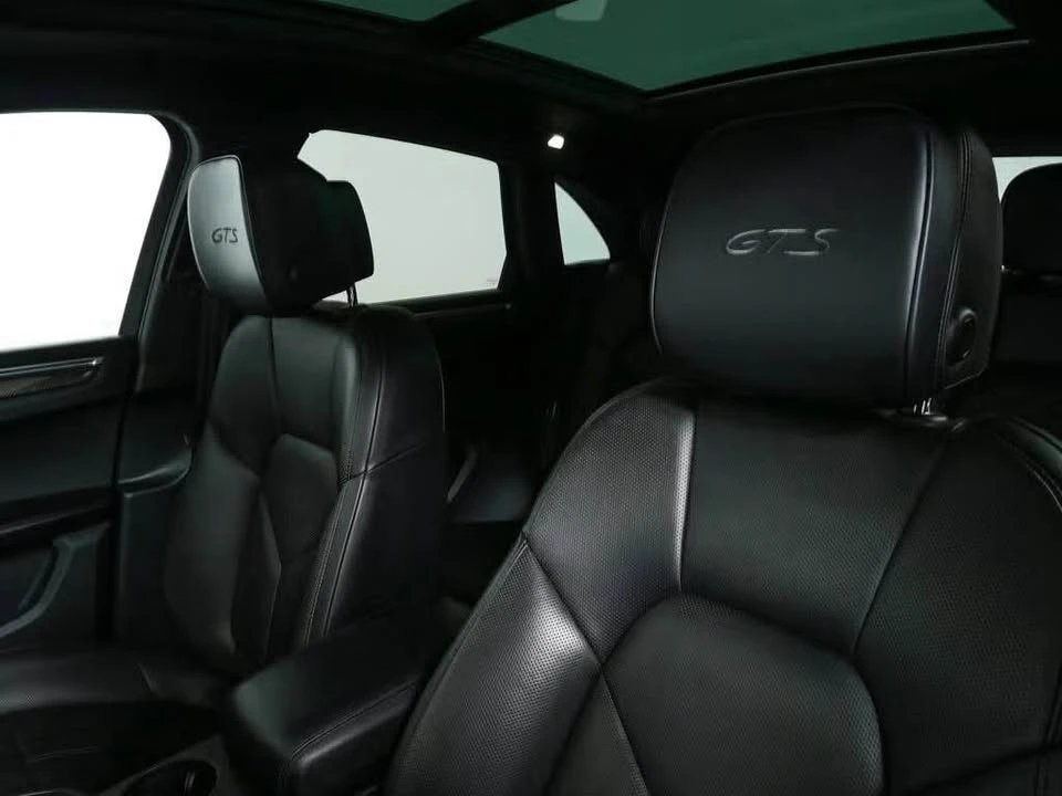 2017 Porsche Macan GTS - Image 4 of 11