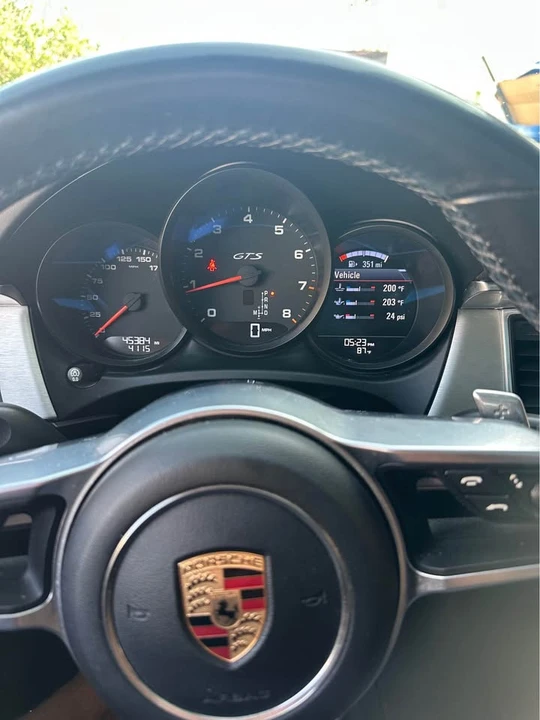 2017 Porsche Macan GTS - Image 8 of 9