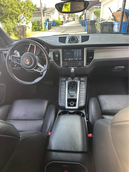 2017 Porsche Macan GTS - Image 6 of 9