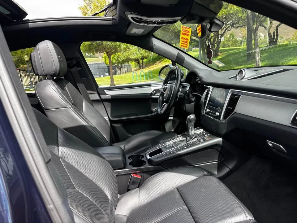 2017 Porsche Macan GTS - Image 10 of 14