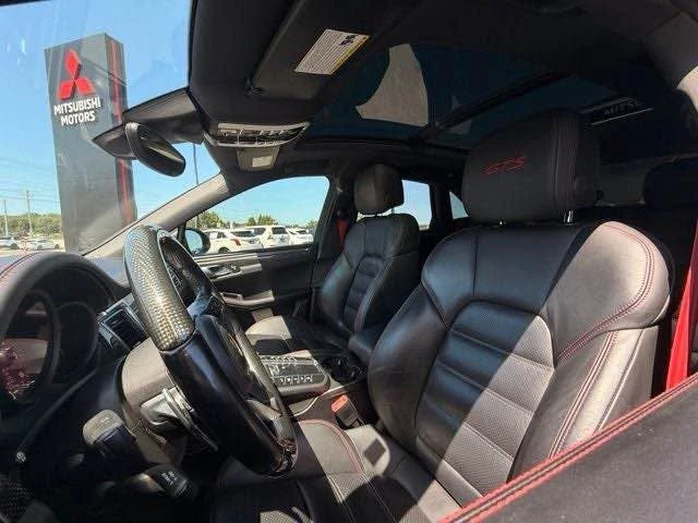 2017 Porsche Macan GTS - Image 7 of 12