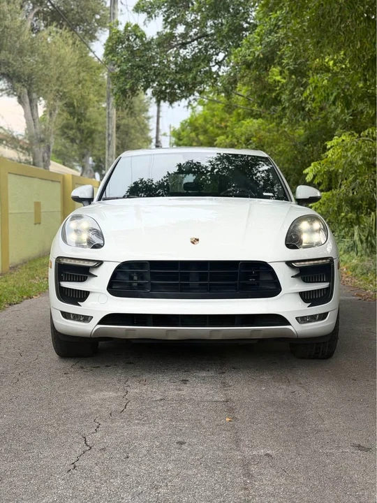 2017 Porsche Macan GTS - Image 2 of 15