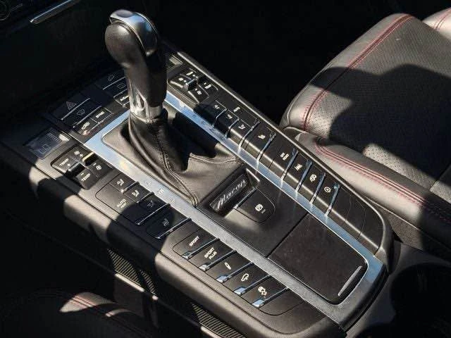 2017 Porsche Macan GTS - Image 11 of 12