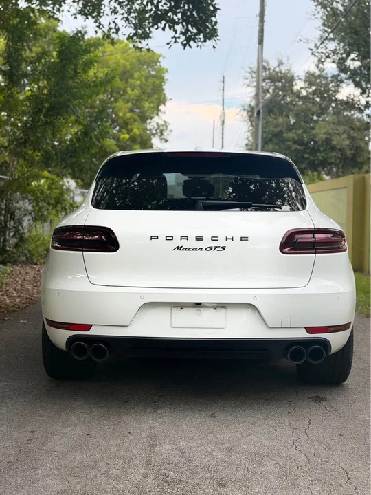 2017 Porsche Macan GTS - Image 5 of 15