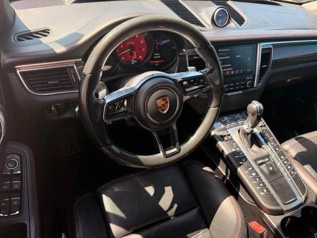 2017 Porsche Macan GTS - Image 8 of 12