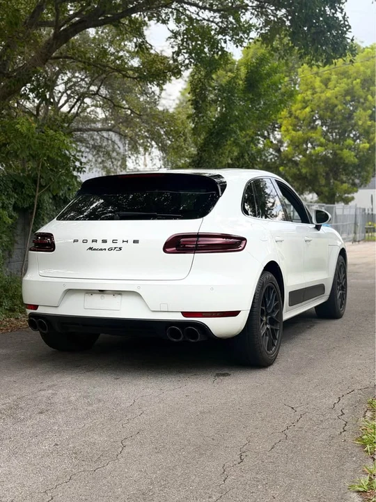 2017 Porsche Macan GTS - Image 4 of 15