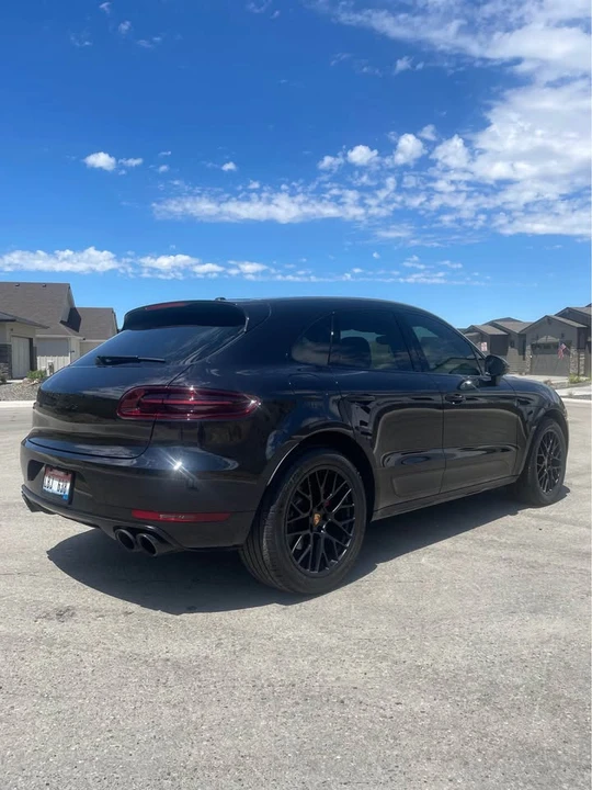 2017 Porsche Macan GTS - Image 3 of 16