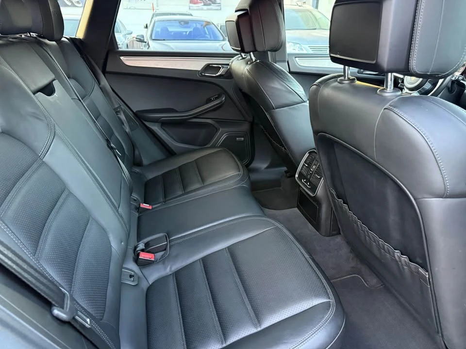2017 Porsche Macan GTS - Image 20 of 20