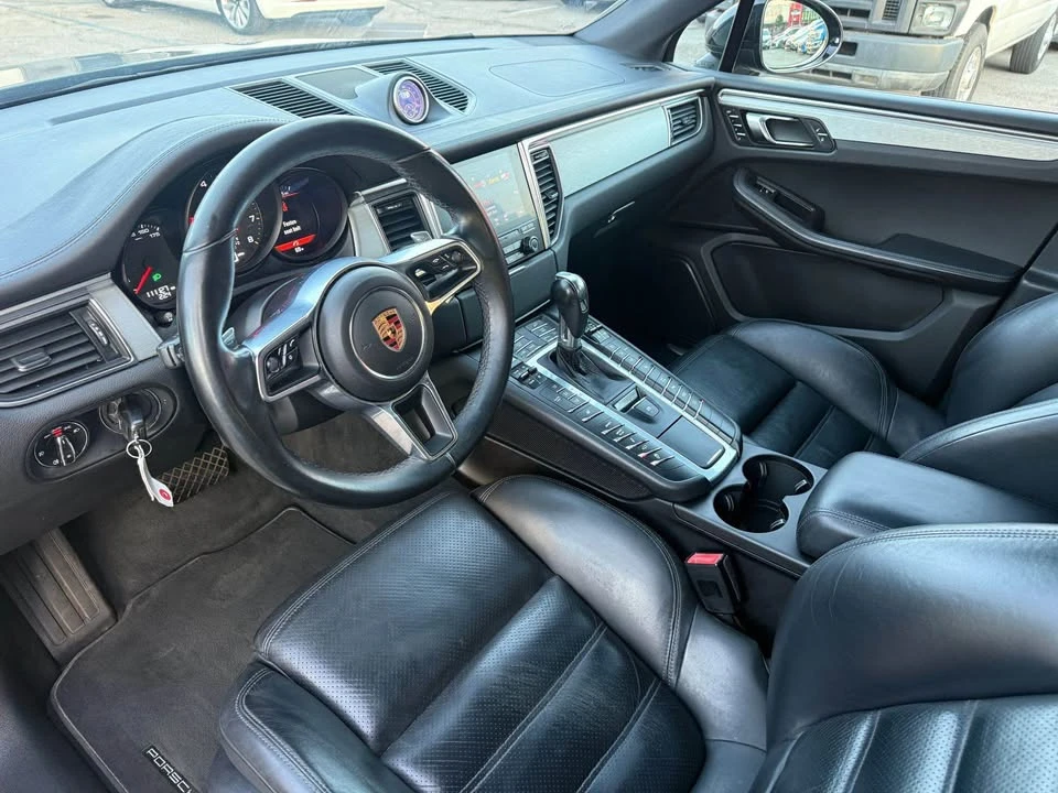 2017 Porsche Macan GTS - Image 12 of 20