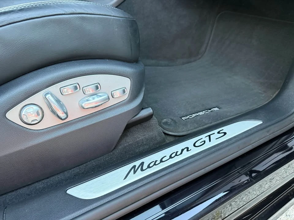 2017 Porsche Macan GTS - Image 19 of 20