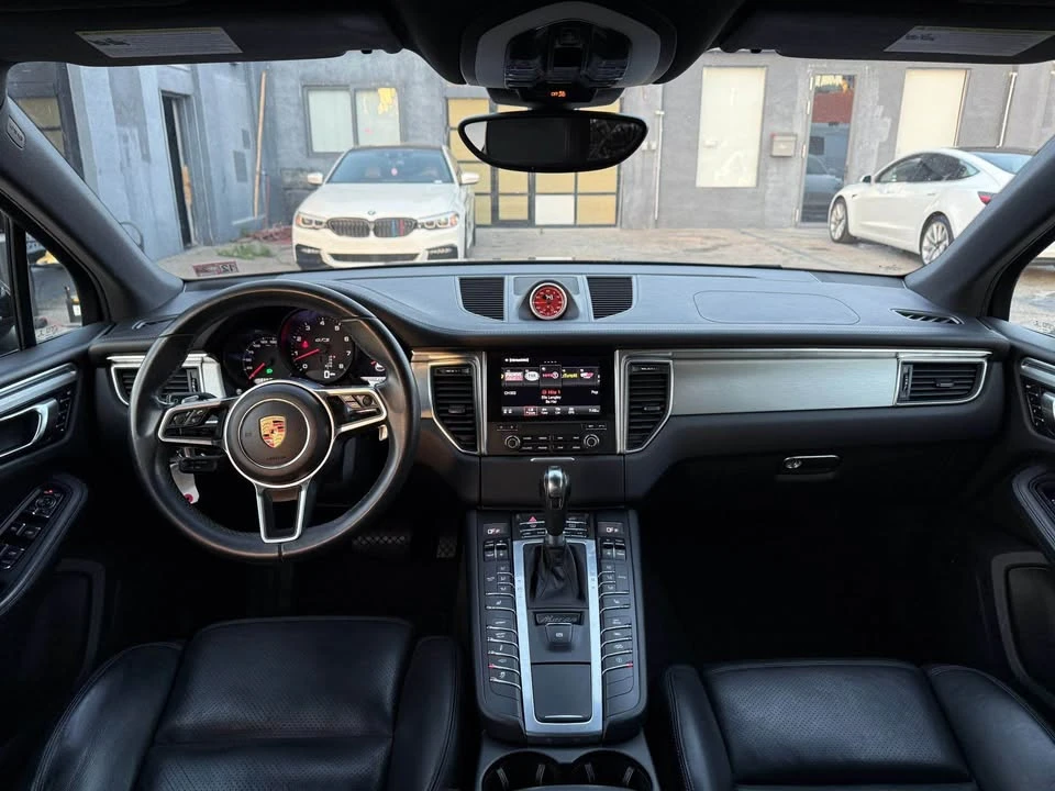 2017 Porsche Macan GTS - Image 14 of 20