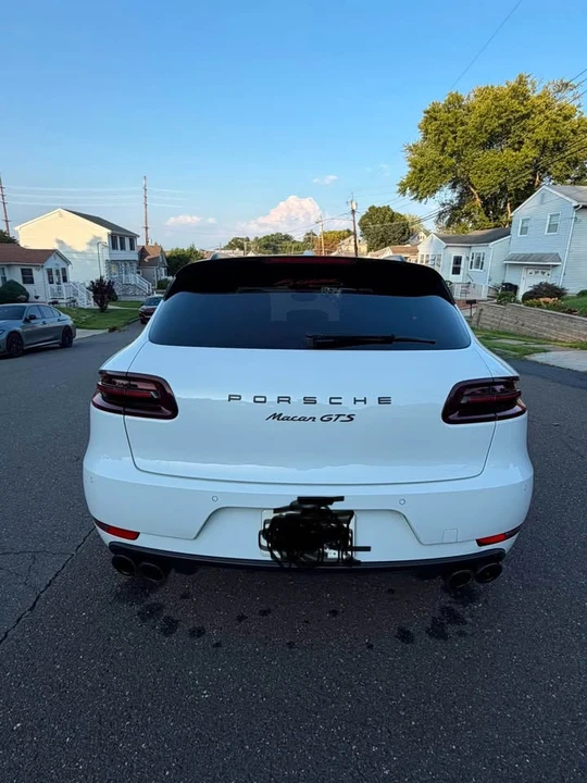 2017 Porsche Macan GTS - Image 4 of 8