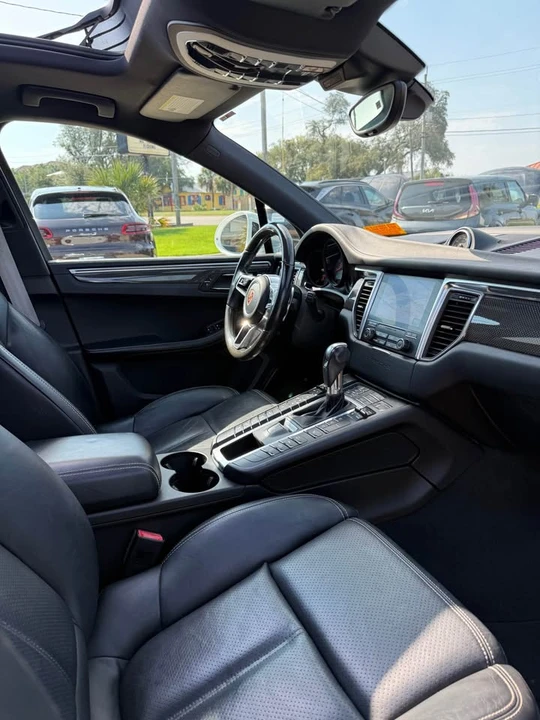 2017 Porsche Macan GTS - Image 15 of 17