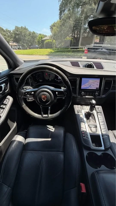 2017 Porsche Macan GTS - Image 10 of 19