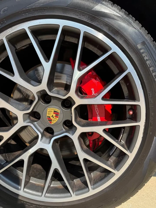 2017 Porsche Macan GTS - Image 4 of 17
