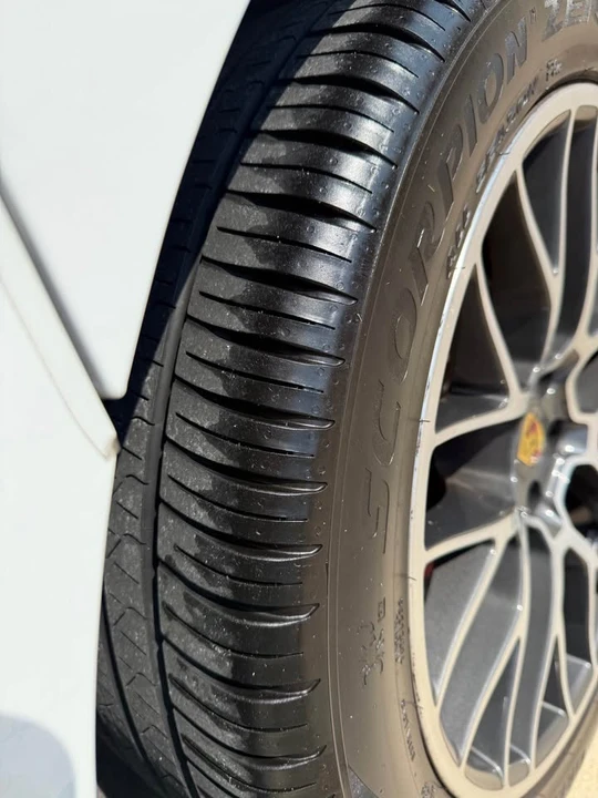 2017 Porsche Macan GTS - Image 7 of 17