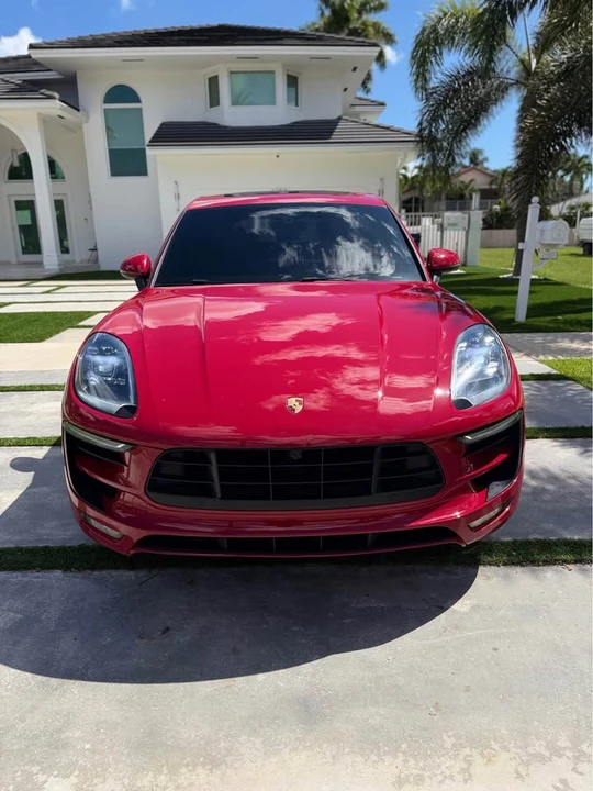 2017 Porsche Macan GTS - Image 15 of 16