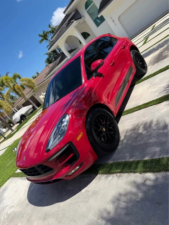 2017 Porsche Macan GTS - Image 14 of 16