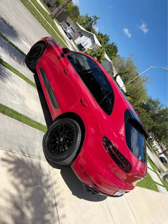 2017 Porsche Macan GTS - Image 12 of 16