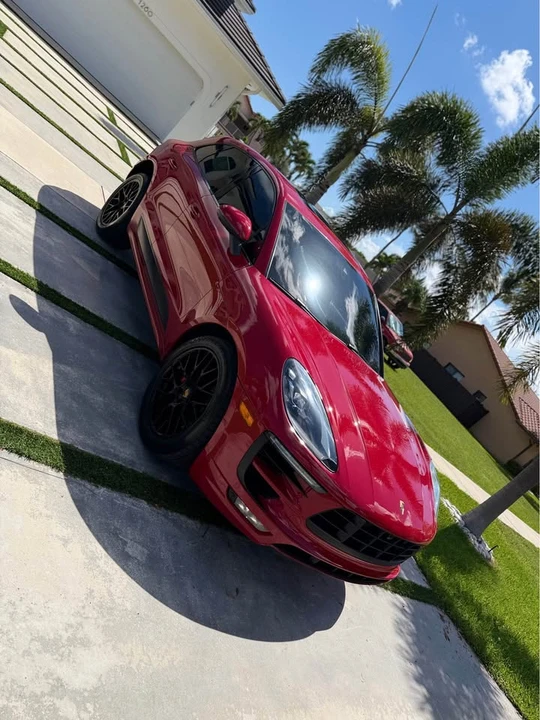 2017 Porsche Macan GTS - Image 16 of 16