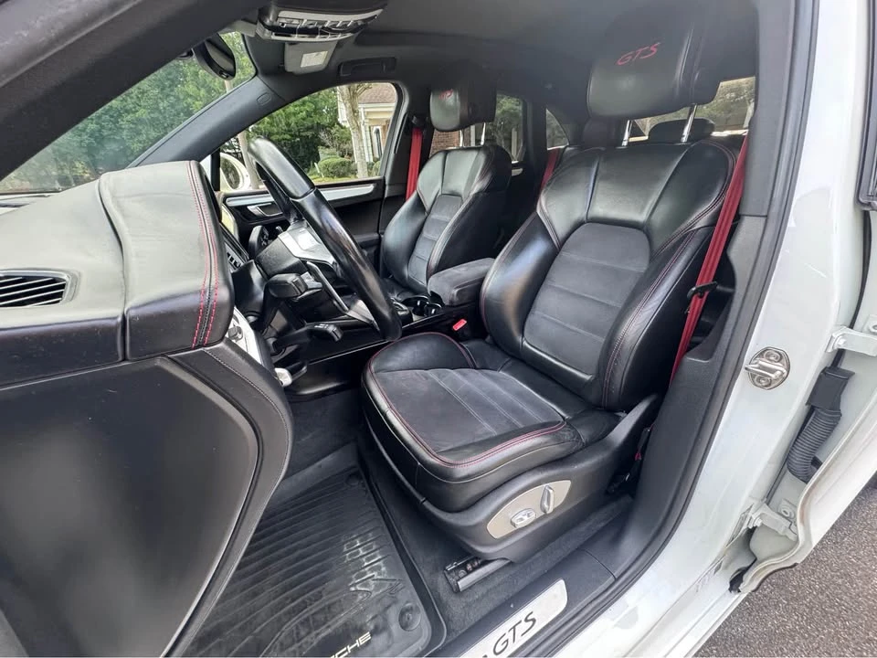 2017 Porsche Macan GTS - Image 14 of 20