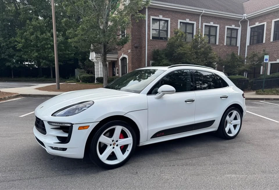 2017 Porsche Macan GTS - Image 3 of 20