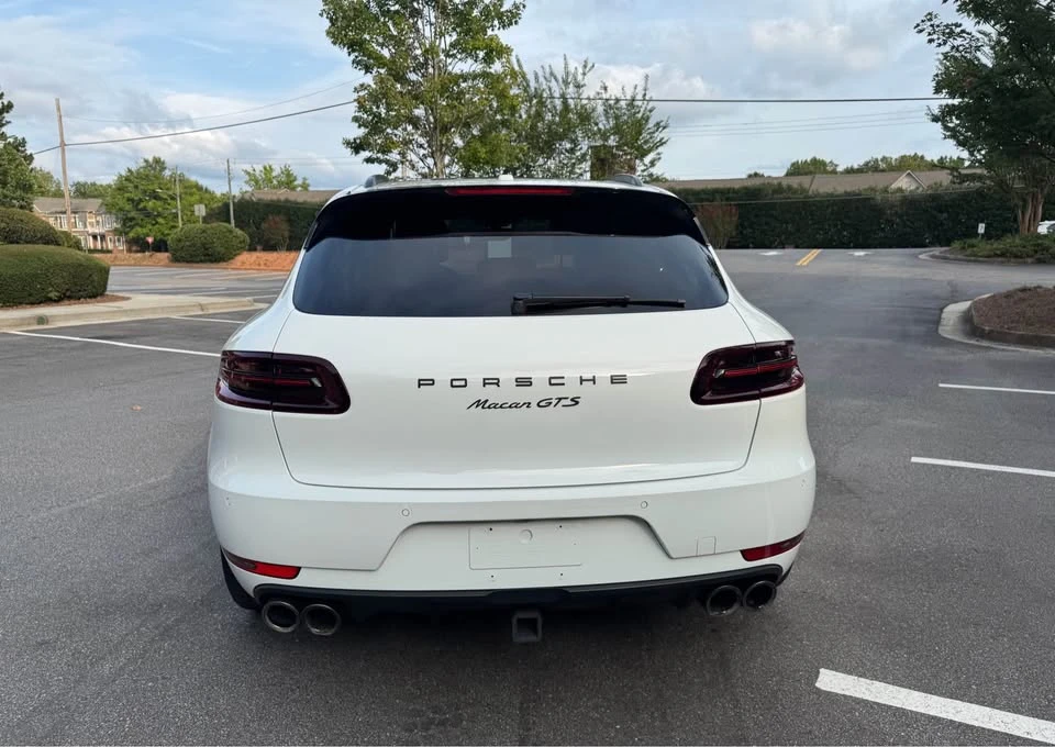 2017 Porsche Macan GTS - Image 9 of 20
