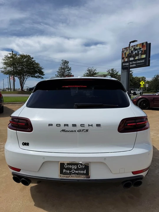 2017 Porsche Macan GTS - Image 6 of 19