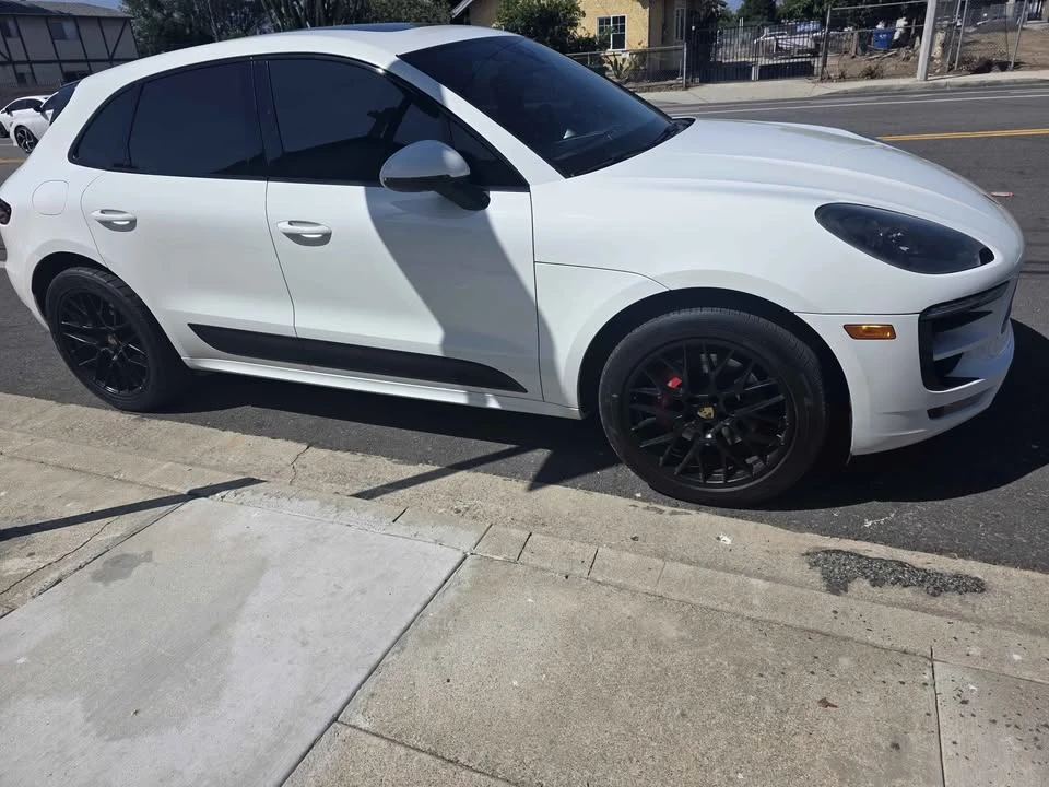 2017 Porsche Macan GTS - Image 2 of 7