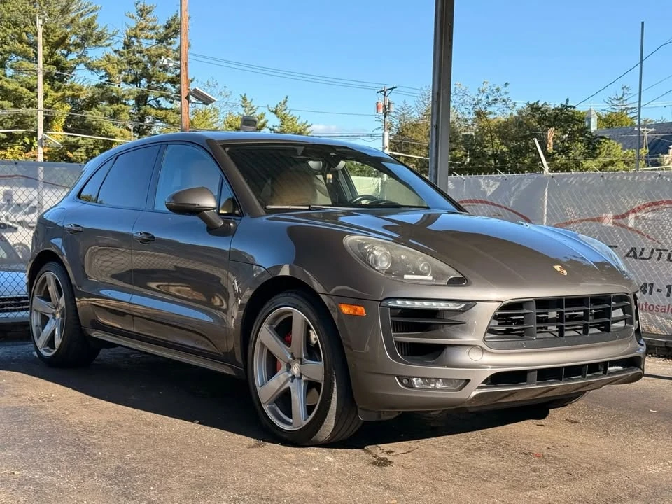 2017 Porsche Macan GTS - Image 4 of 18