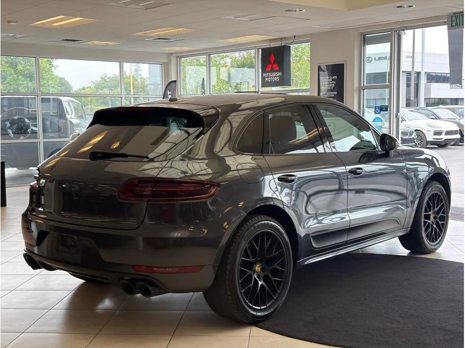 2017 Porsche Macan GTS - Image 5 of 31