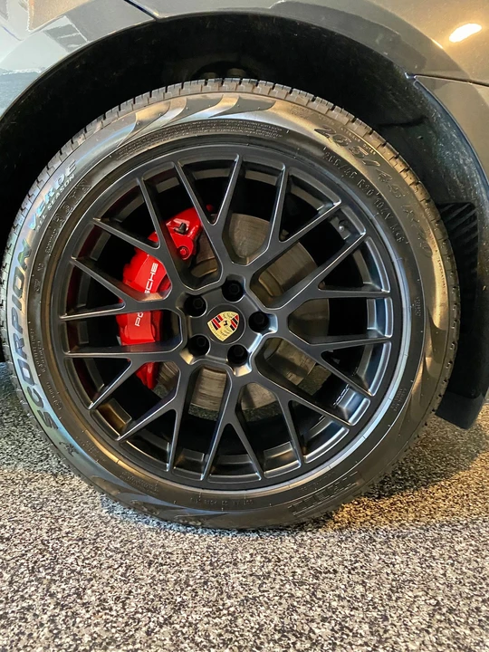 2017 Porsche Macan GTS - Image 7 of 15