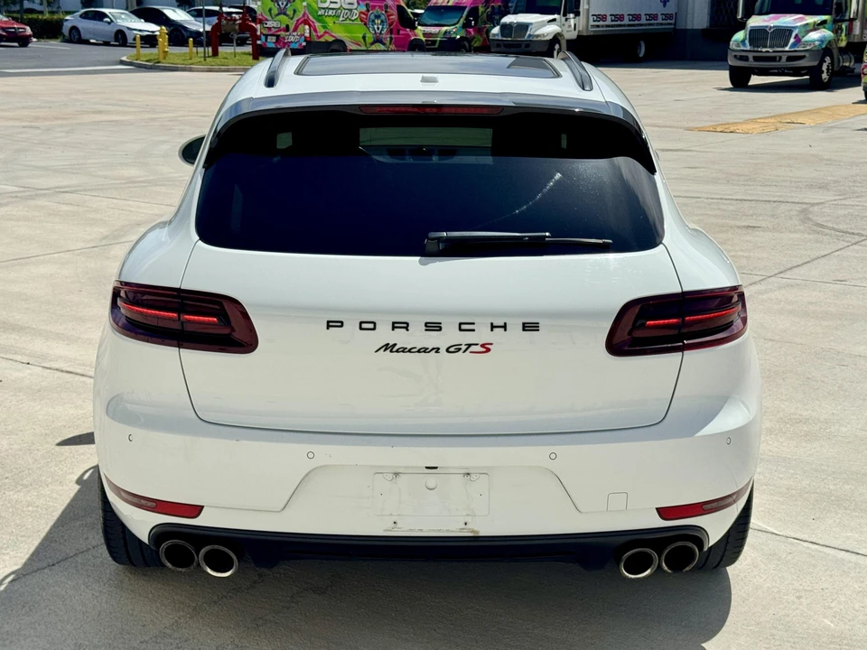2017 Porsche Macan GTS - Image 15 of 31