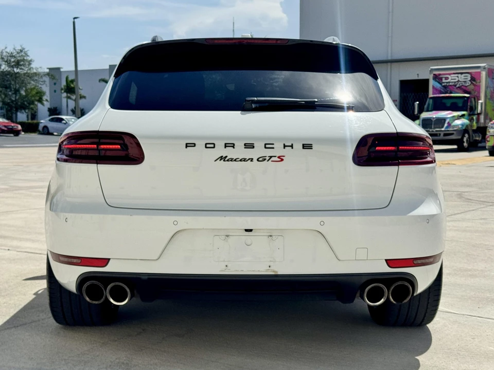 2017 Porsche Macan GTS - Image 14 of 31