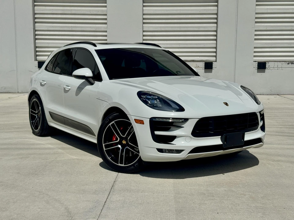 2017 Porsche Macan GTS - Image 4 of 31