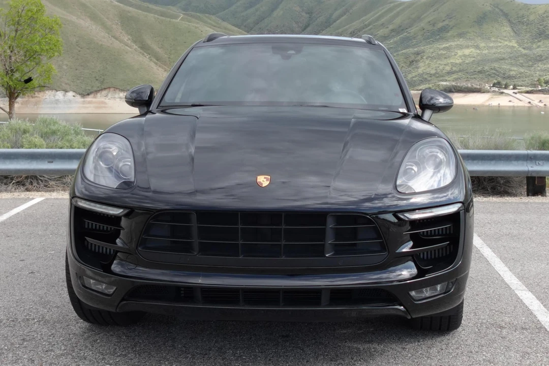 2017 Porsche Macan GTS - Image 2 of 5