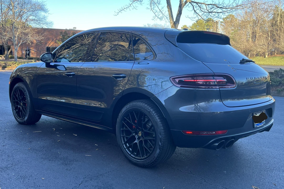 2017 Porsche Macan GTS - Image 4 of 5