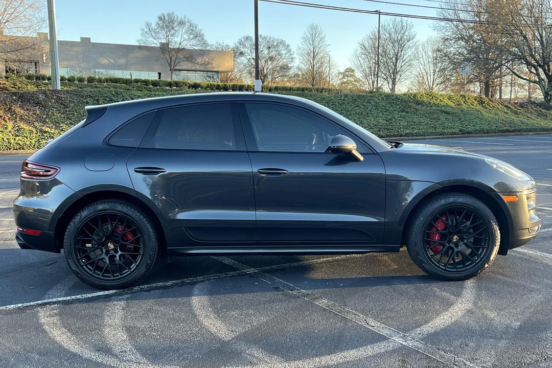 2017 Porsche Macan GTS - Image 3 of 5