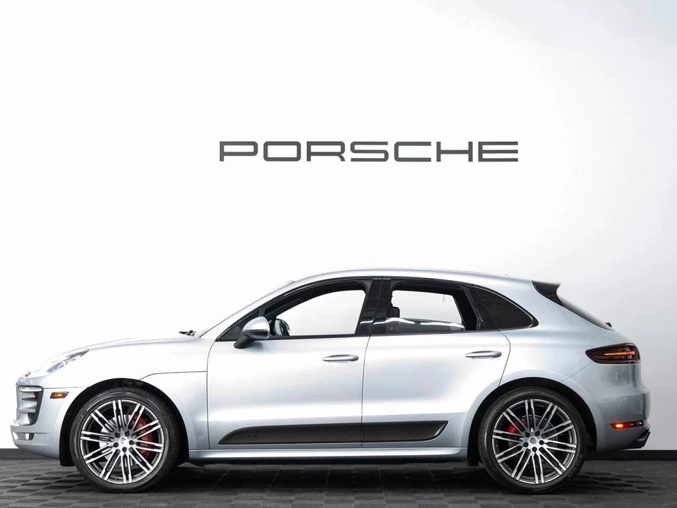 2017 Porsche Macan GTS - Image 2 of 5
